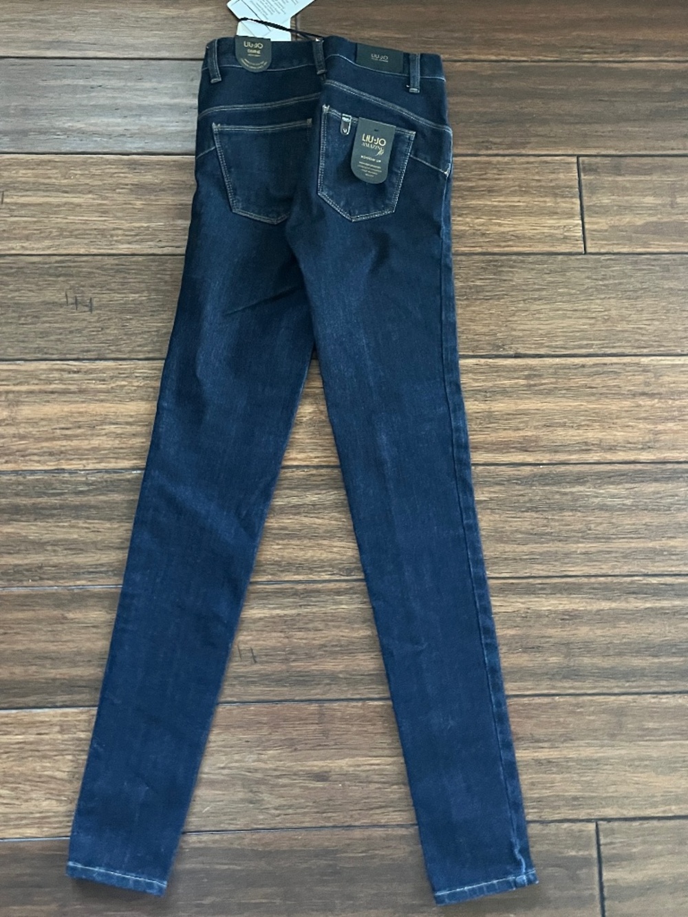 NEW Liu Jo Bottom Up Jeans – Dark Wash Skinny, NWT (W24 L30)